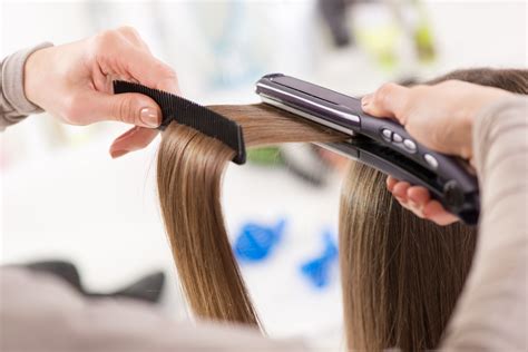 Trucos para no quemarte con las planchas de pelo - La trastienda