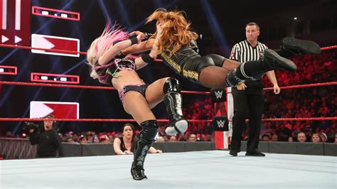 Raw 7/29/19 ~ Becky Lynch vs Alexa Bliss - WWE Photo (42945438) - Fanpop