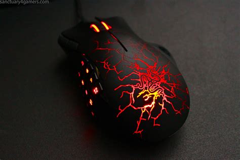 Razer Naga Molten 3 | Simon Dalziel | Flickr