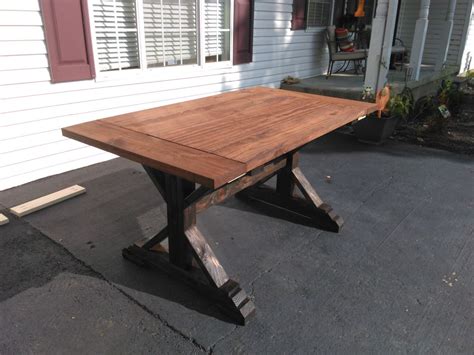 Chunky Is The New Chic - Farmhouse Table Plans You Need To See