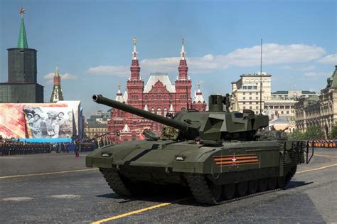 Russia’s New T-14 Armata Tank Can Shell A Target From Seven Miles Away