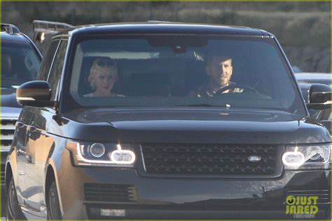 Taylor Swift Goes for Drive With Calvin Harris: Photo 3648461 | Taylor Swift Photos | Just Jared ...