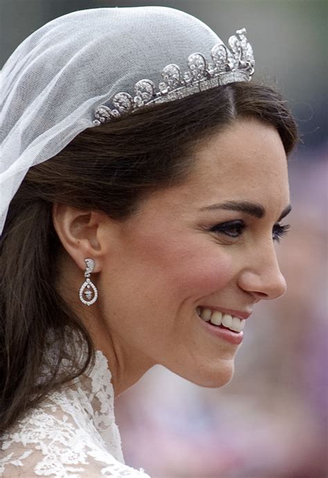 Kate Middleton Just Wore Her Wedding Day Earrings | Who What Wear