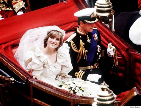 Princess Diana’s Wedding Dress - 10 Incredible Iconic Fashion…