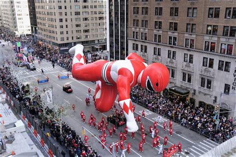 Room with a View - Thanksgiving Day Parade New York Hilton Midtown Hotel