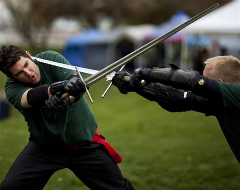 Studying the German Longsword Techniques at True Edge Academy ...