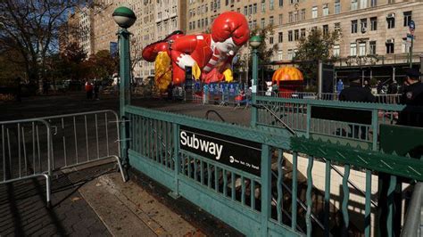 Macy’s Thanksgiving Day Parade 2023 live: performances, floats ...