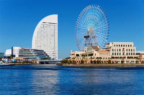 Yokohama Grand Intercontinental Hotel and Yokohama Cosmo W… | Flickr