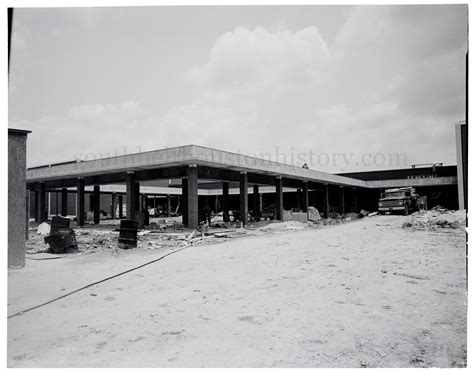 South Belt Houston Digital History Archive: J. Frank Dobie High School under construction 1968