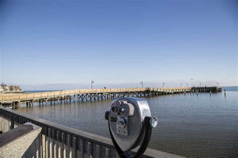 Binoculars looking at ocean in Dunkirk, MD