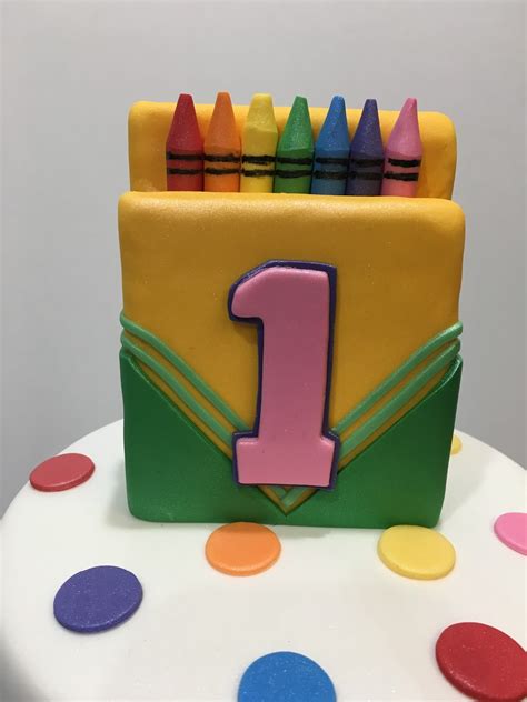 MyMoniCakes: Crayons cake with fondant crayon box topper