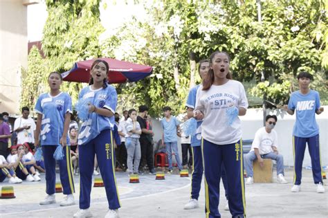 Senior High School Cheer Dance... - STI College Balagtas