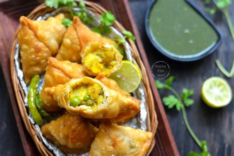 Aloo Samosa | Punjabi Samosa | Cooking From Heart