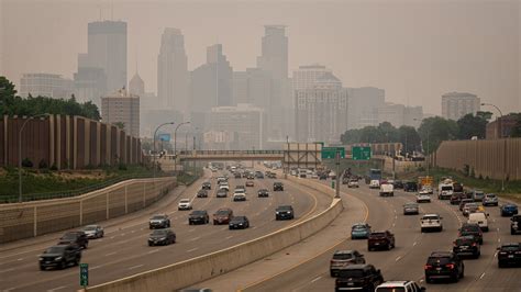 Air Quality Worsens as Canada Wildfire Smoke Descends on Minnesota - The New York Times