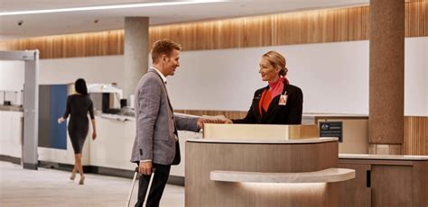 Free Qantas lounge access and status upgrade on offer