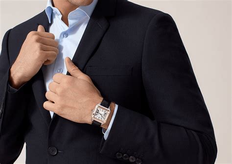 The Essential Guide To Cartier Watches– C.D.Peacock