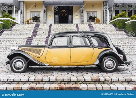 Old Car, Side View Royalty Free Stock Images - Image: 33156569