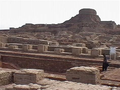 A visit to Mohenjo daro - Travel Chronicles