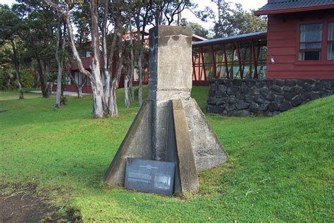 Ruins of old Hawaiian Volcano Observatory | Hawaiian Volcano… | Flickr