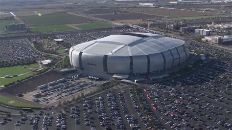 State Farm Stadium falls short being 'green' | 12news.com