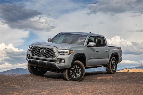 Toyota Tacoma Adds To Mid-Size Truck Leadership | MotorWeek