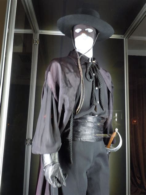 Hollywood Movie Costumes and Props: Guy Williams Zorro TV costumes from ...