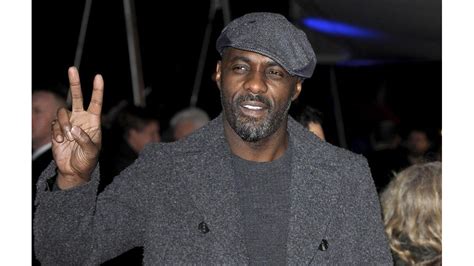 Idris Elba reveals his mother's kickboxing fears - 8days