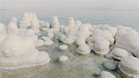 The Dead Sea is dying. These beautiful, ominous photos show the impact ...