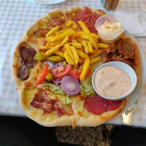 Funny Fails With Pizza (20 pics)