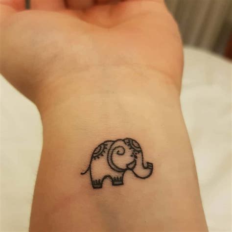 Top 61 Best Small Elephant Tattoo Ideas - [2021 Inspiration Guide]