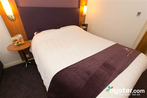 Premier Inn Huddersfield Central Hotel Review: What To REALLY Expect If You Stay