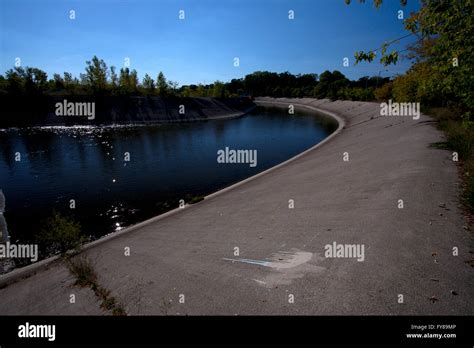 Flint River in Flint, Michigan Stock Photo - Alamy