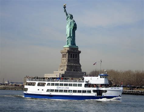 The Statue of Liberty and the circle line Ferry | Flickr - Photo Sharing!