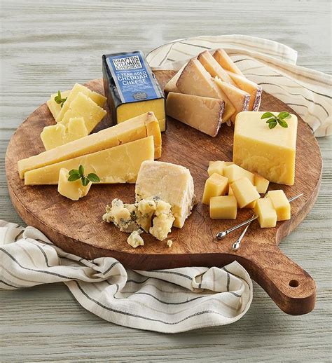 Award-Winning Cheeses | Best Gourmet Cheese Gifts | Harry & David