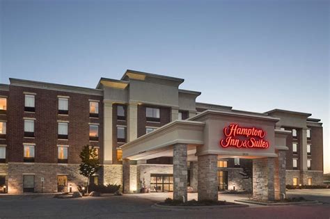 Hampton Inn & Suites Grafton, Grafton, WI Jobs | Hospitality Online