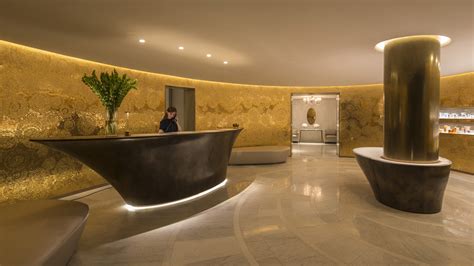 Ten Trinity Square Hotel Unveils Spa in London at Four Seasons