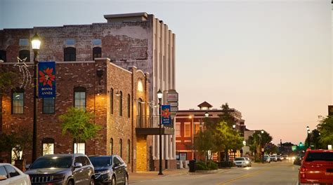 Visit Lake Charles Historic District in Lake Charles | Expedia