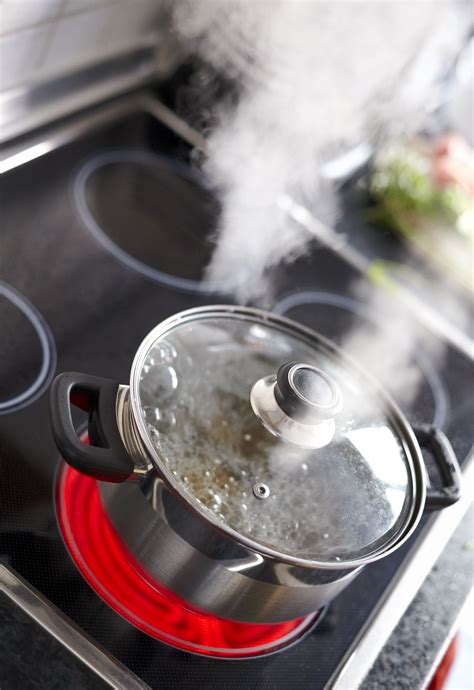 Steam Burns: Symptoms, Treatment, and Prevention