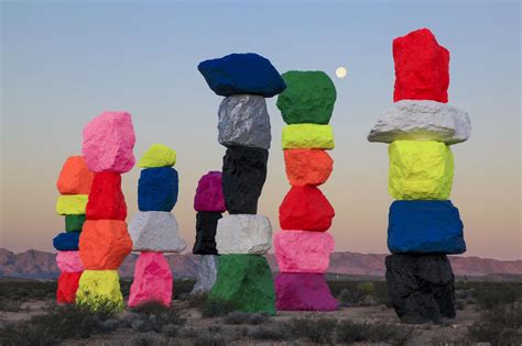 Ugo Rondinone - Seven Magic Mountains (2016) : r/museum