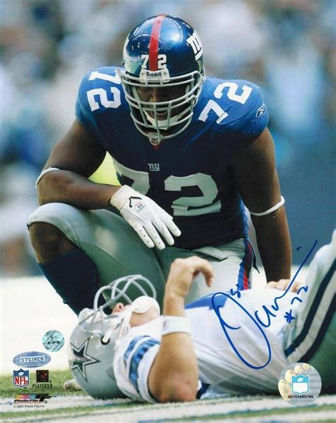 Osi Umenyiora | New york giants football, New york giants, New york ...