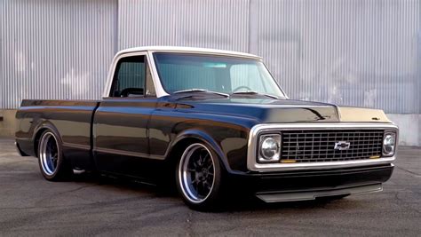 A BMW Builder's 600hp Custom 1971 Chevy C10 Pro-Touring Truck