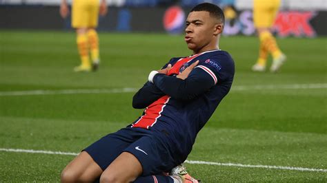 Mbappe breaks Messi record as PSG star becomes youngest player to reach ...