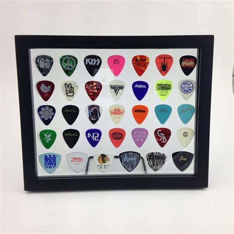 COMBO Guitar Pick Inset - 8" x 10" Holds 28 Regular Picks and 6 Bass Guitar Picks | Guitar ...