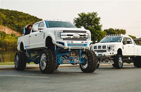 TOP 10 LIFTED TRUCK QUESTIONS - Street Trucks