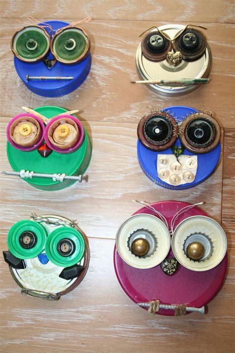 Whooo Loves Junk can lids | Owl crafts, Recycled crafts, Crafts