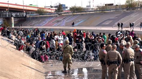 Video Touring El Paso, Texas, border as National Guard respond to ...