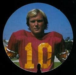 Pat Haden - 1974 USC Discs #10 - Vintage Football Card Gallery