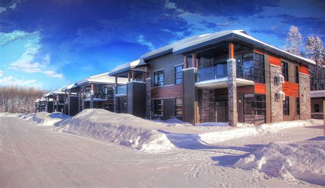 Nordic Village Condominium Resort in Winter ⋆ Picture-Speak.com