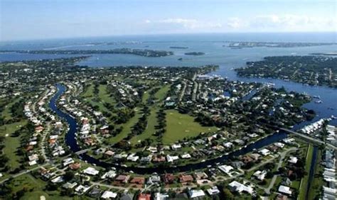 Stuart, Florida Gated Golf Communities: Stuart Yacht & Country Club | Florida, Treasure coast ...