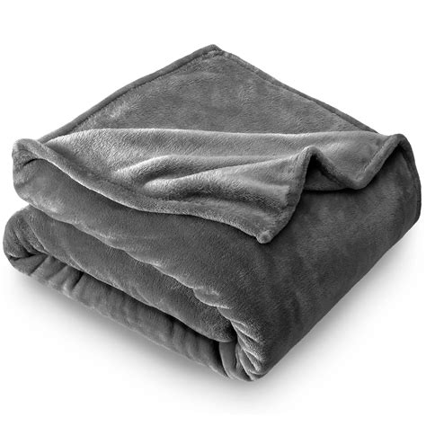 Bare Home Ultra Soft Microplush Velvet Blanket - Luxurious Fuzzy Fleece ...